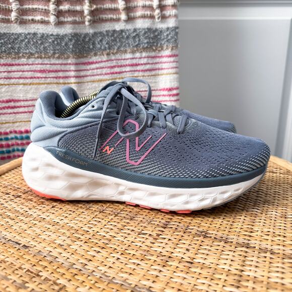 New Balance Fresh Foam W840FLS Arctic Grey Raspberry Sneakers Women’s 7 Wide - Picture 2 of 8